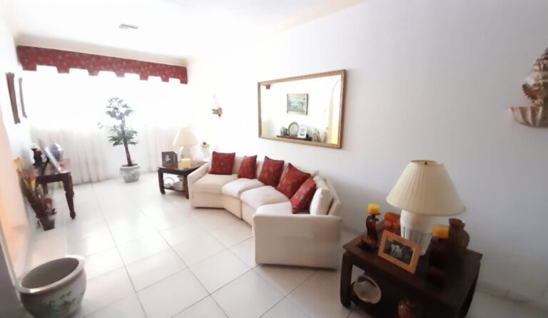 Lime Street: House in Eastern Estates, New Providence – photo 4 of 10