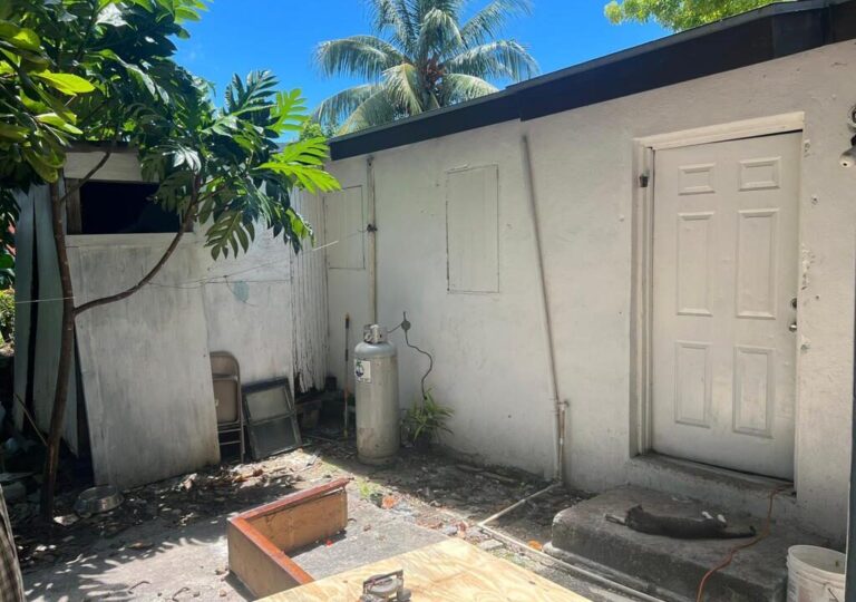 #23 Price Street | Nassau, Bahamas: House in Nassau Village, New Providence – photo 4 of 5