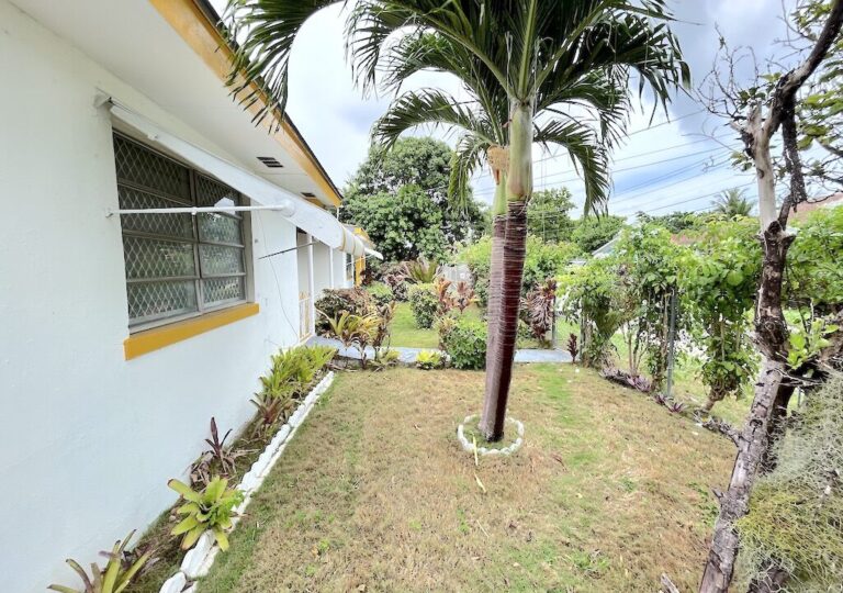 #6 Victoria Boulevard: House in Dorsette Estates, New Providence – photo 5 of 11